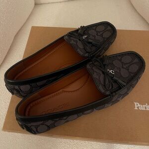 coach loafers worn once women’s size 8.5